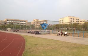 华东师范大学闵行校区西田径场